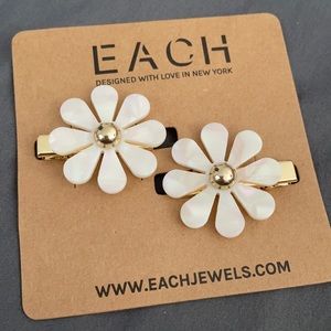 Each Jewels Flower Barrettes